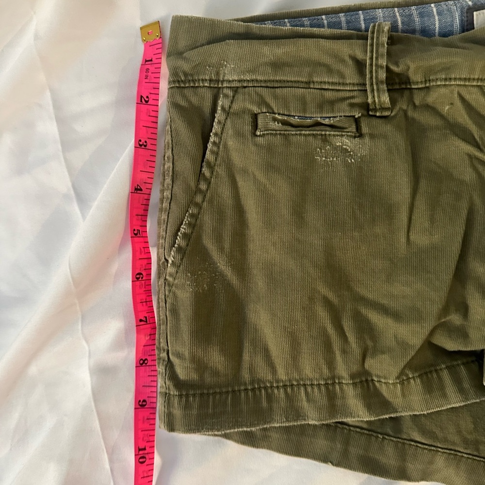 Abercrombie & Fitch Khaki Women's Cargo Shorts - Picture 7 of 10